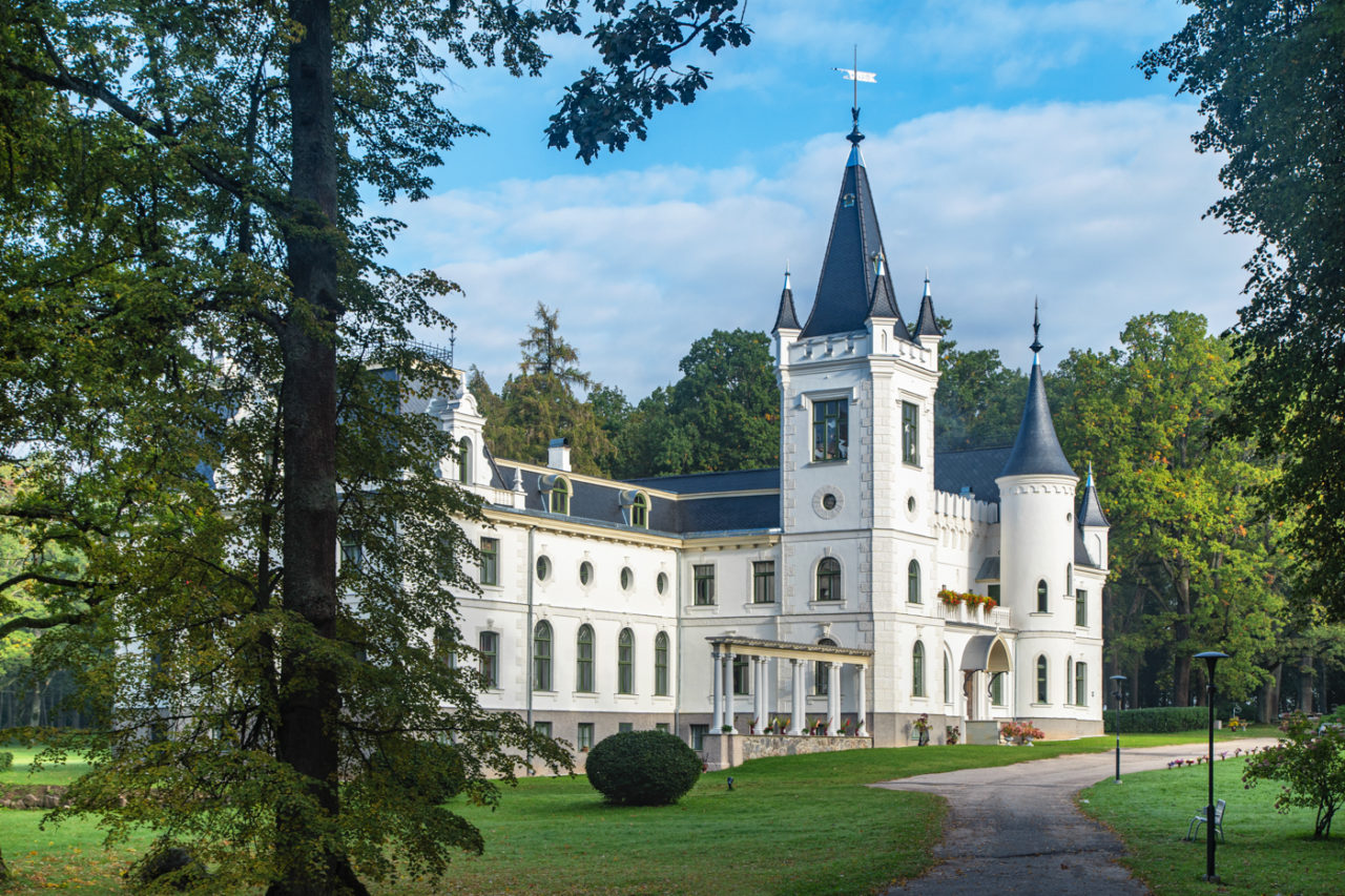 Latvia: Stāmeriena Palace