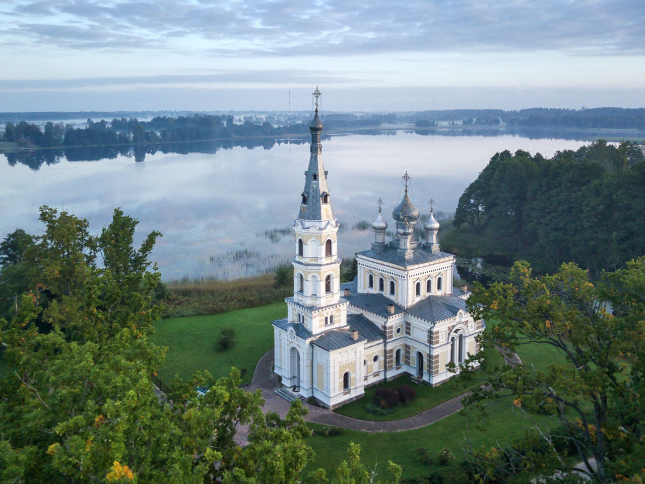 Latvia: Saint Alexander Nevsky Orthodox church in Stāmeriena