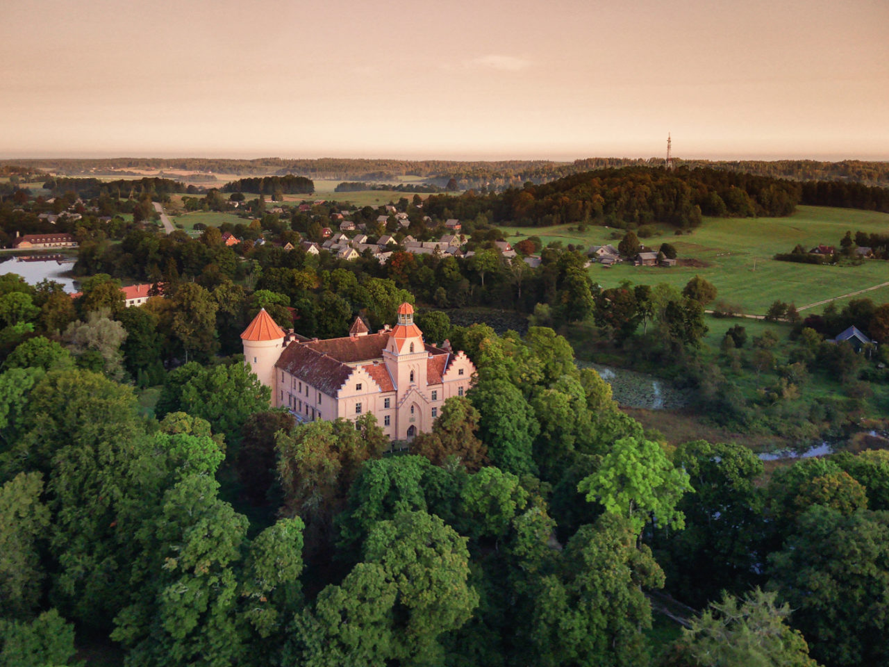 Latvia: Ēdole castle.